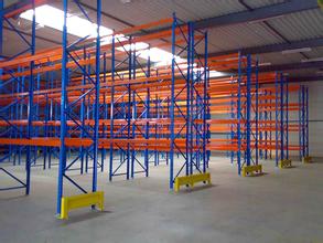 库尔勒仓储货架在选购仓储货架时应该如何考虑工程要素有哪些？